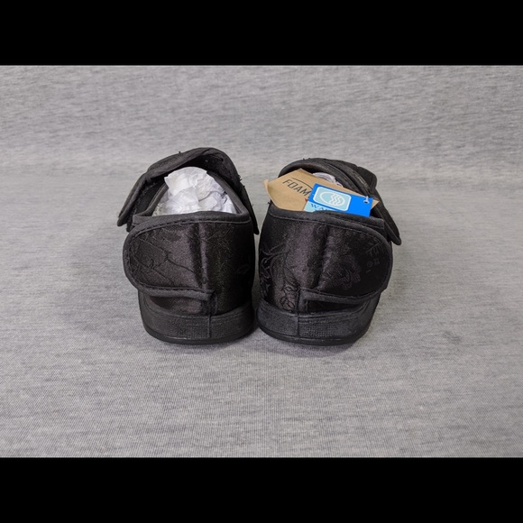 Foamtreads Physician L2 Black Satin Slippers - Picture 7 of 14